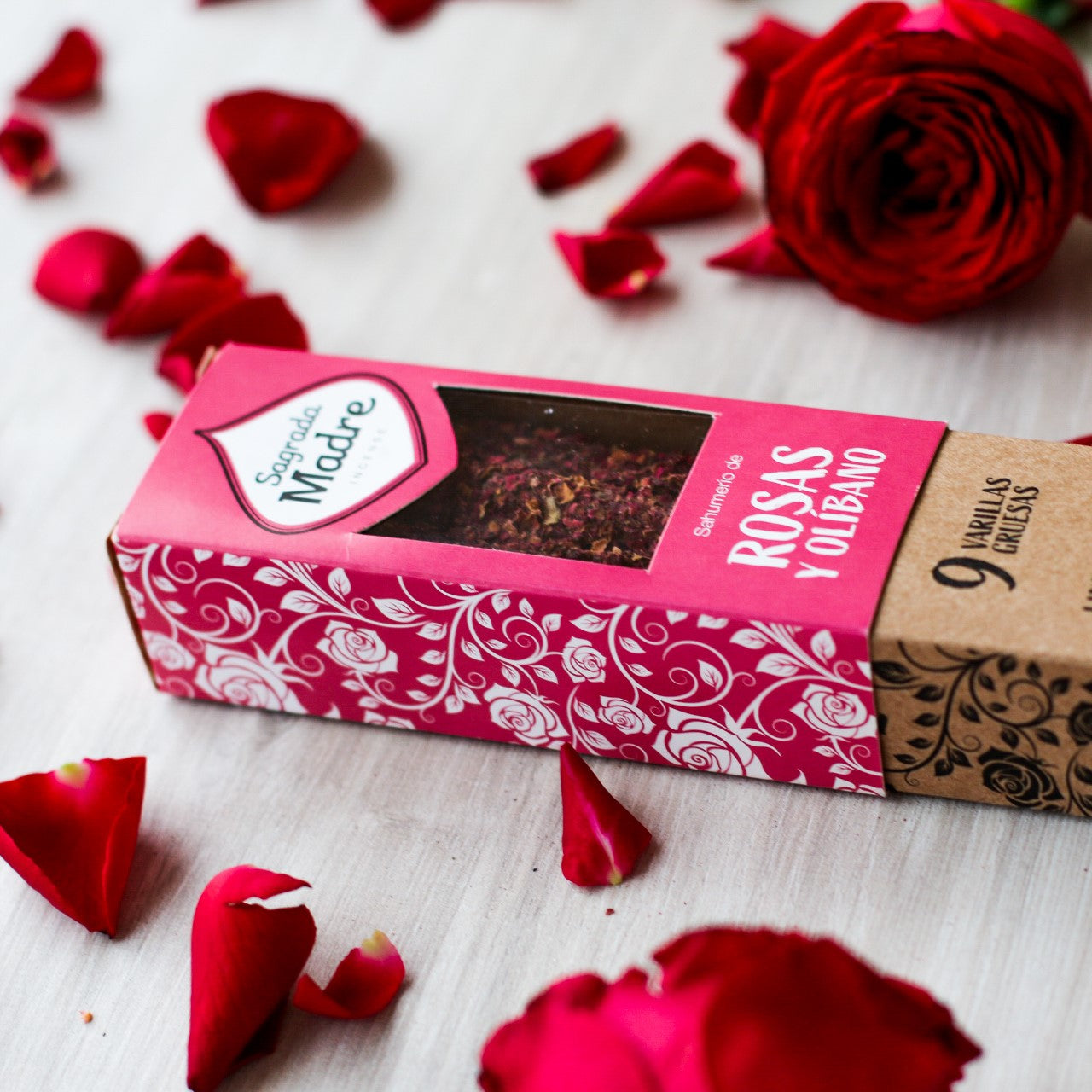 Incienso Línea Hierbas Rosas Y Olíbano Sagrada Madre