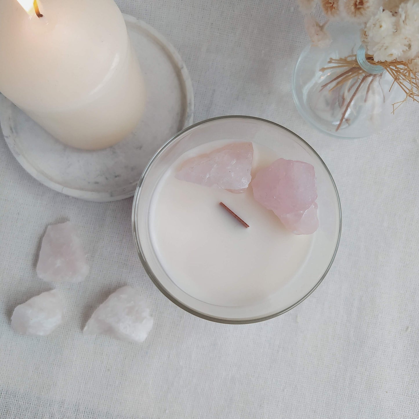 Vela Aromática con Cristales Love Frutos Rojos y Cuarzo Rosa 110ML