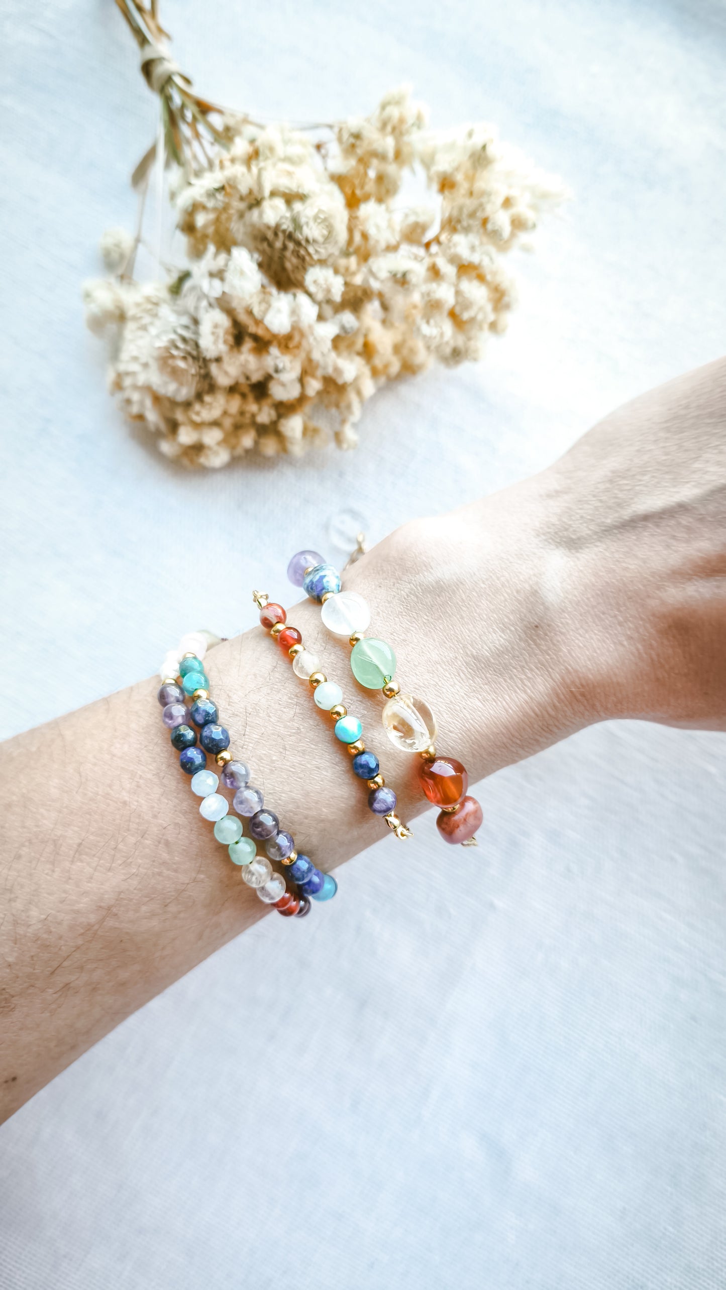 Pulsera 7 Chakras Cadena Piedras Pequeñas Dorado