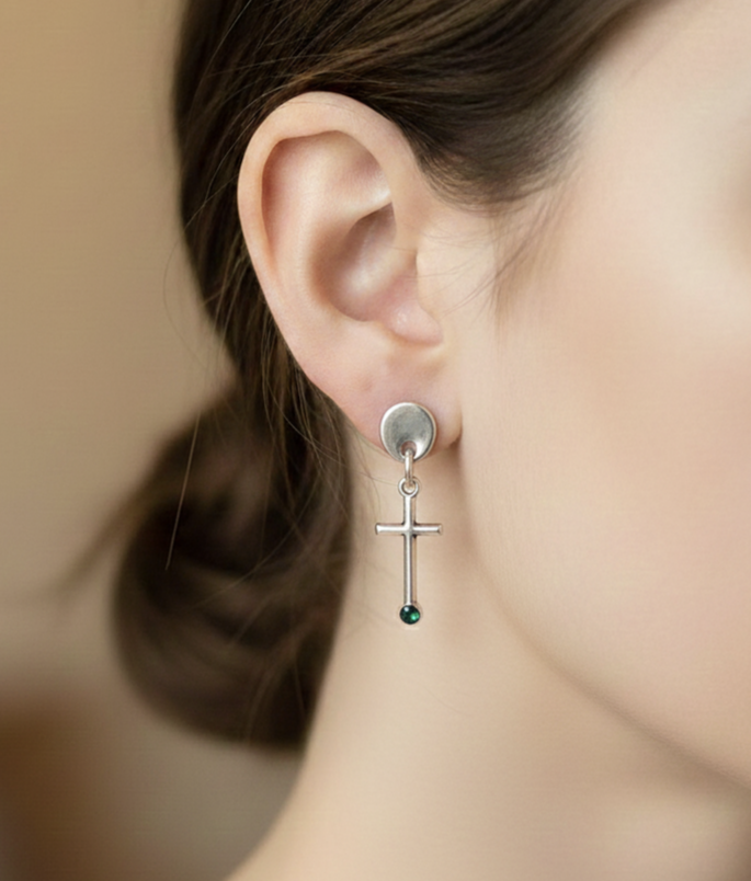 Pendientes Cross Plateado
