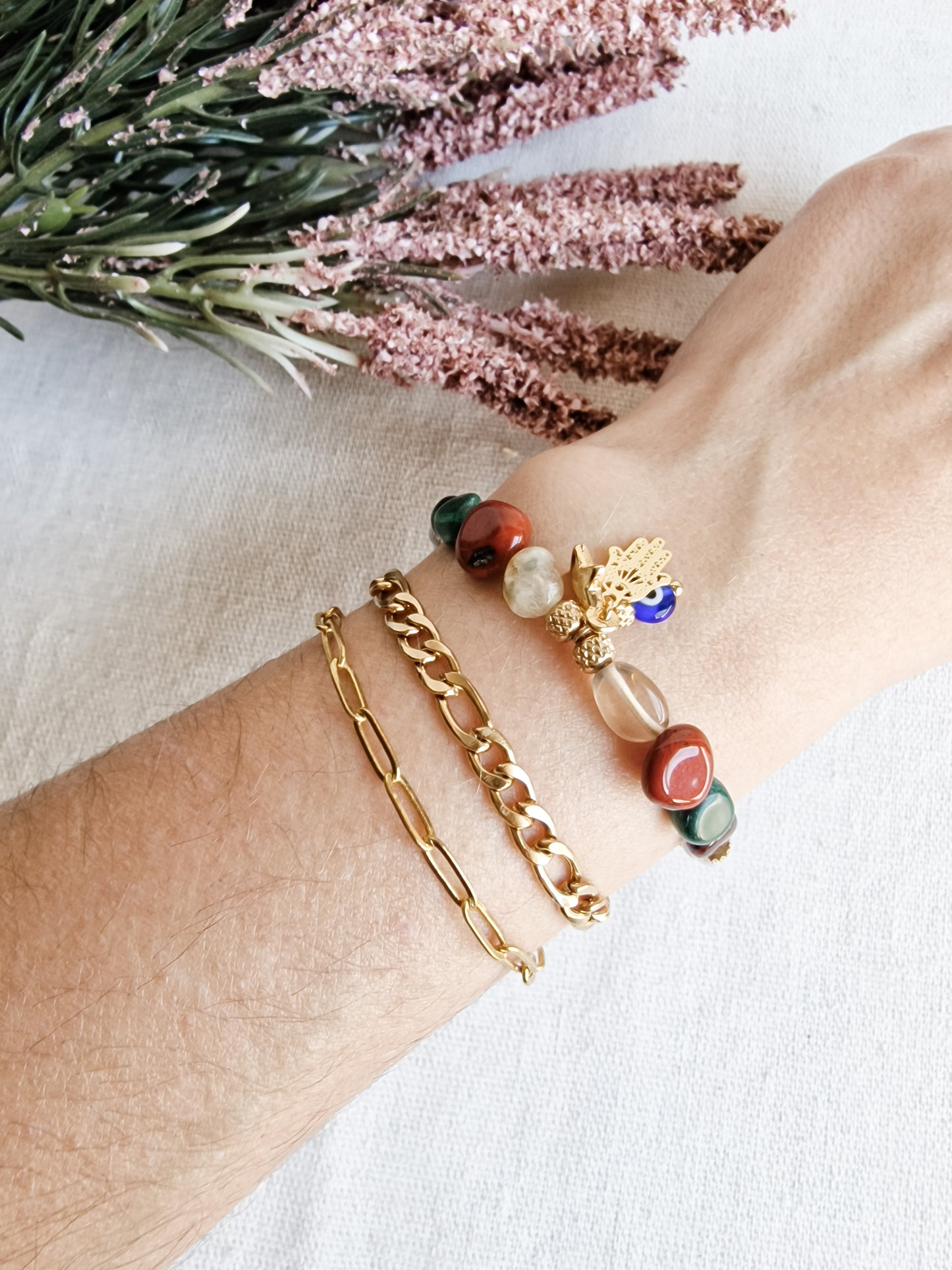 Pulsera Protección Energética con Colgantes