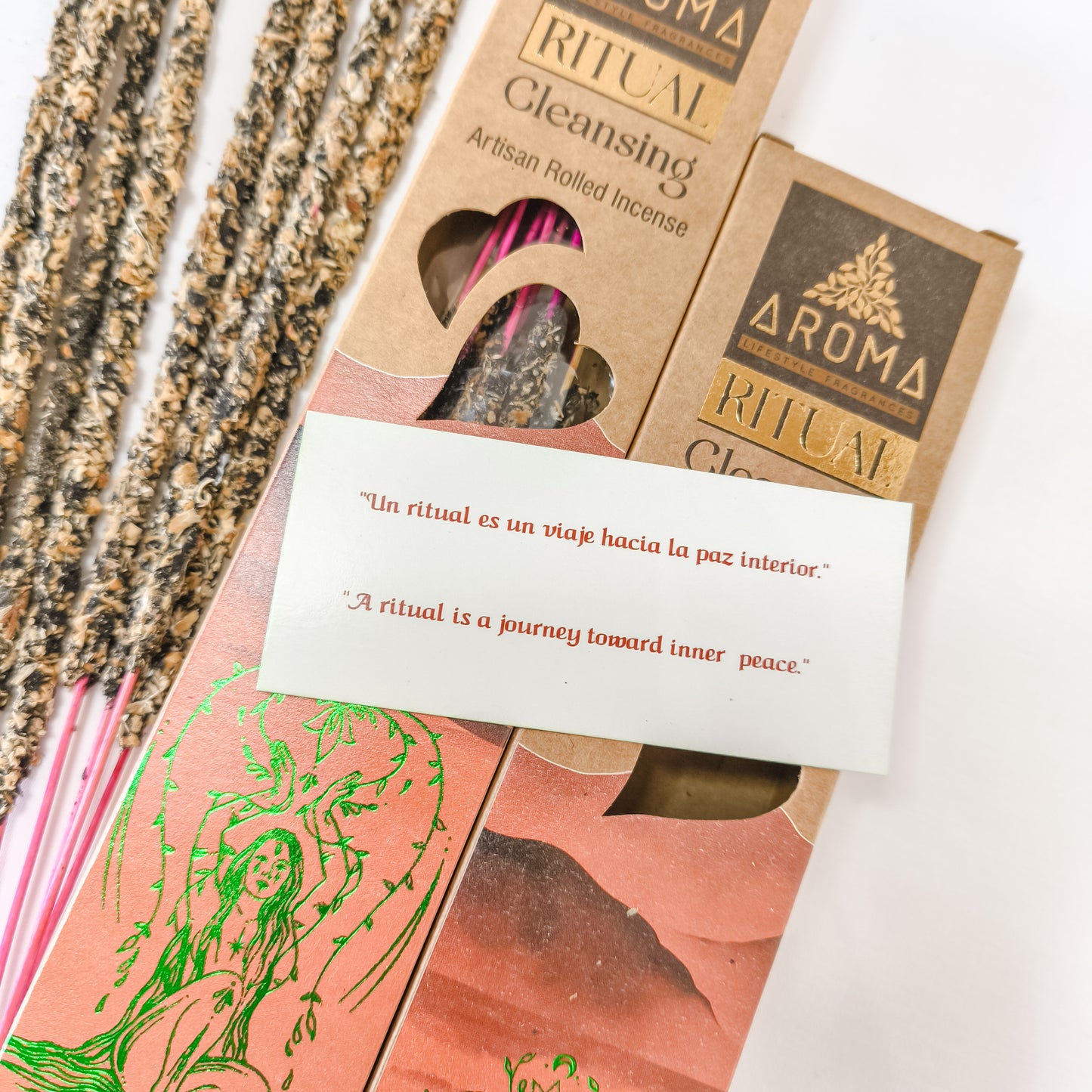 Incienso artesanal y orgánico, con el texto "Incienso Ritual de Limpieza" en el empaque. 8 varitas de incienso orgánico.