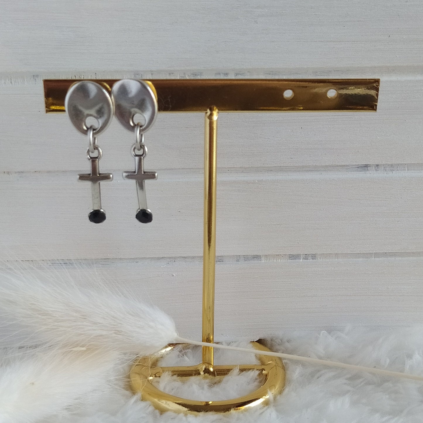 Pendientes Cross Plateado