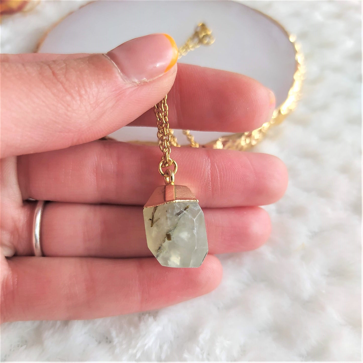 Collar Colgante Prehnita Acero Baño de Oro