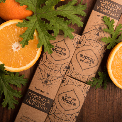 Incienso Línea Natural Citronella, Naranja y Palo Santo Sagrada Madre · Entusiasmo y vitalidad