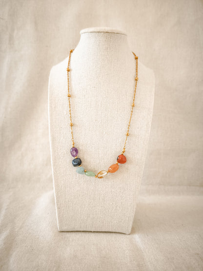 Collar 7 Chakras Dorado