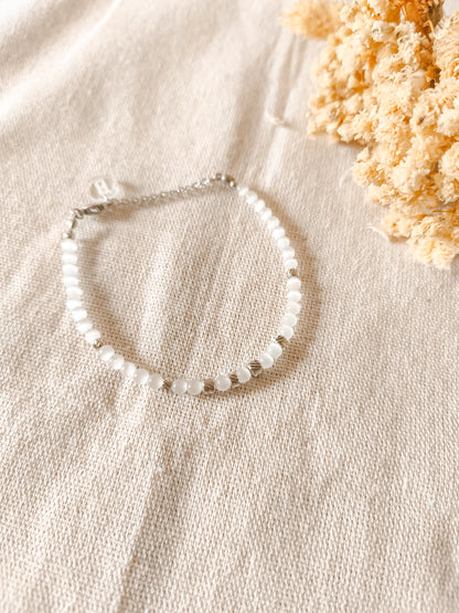 Pulsera Amuleto de Selenita | Limpieza, Paz Interior y Claridad Mental.