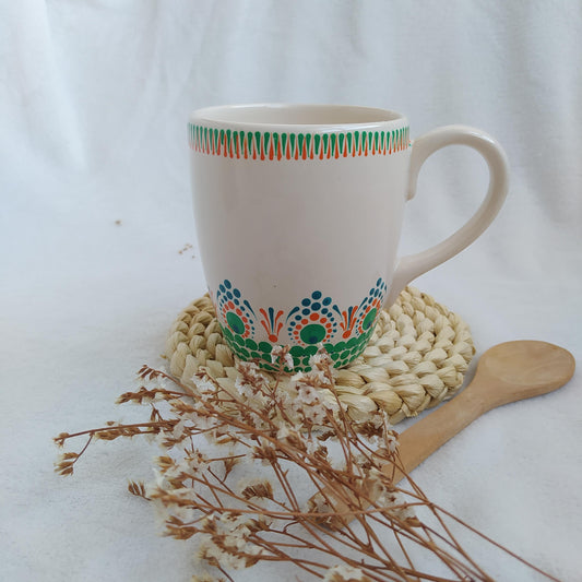 Taza Blanca Mandala Verde y Naranja Pintada a Mano