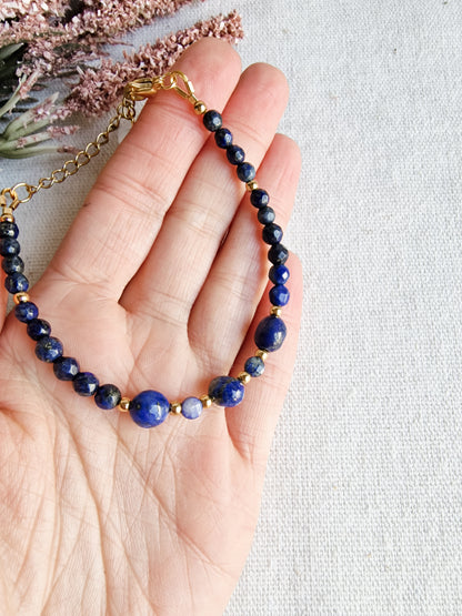 Pulsera Amuleto de Lapislázuli | Sabiduría, Autoconocimiento y Escudo Psíquico.