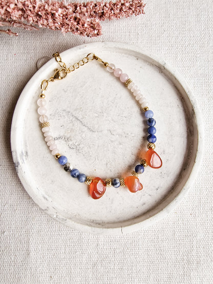 Pulsera Amuleto Autoconfianza | Cornalina, Cuarzo Rosa y Sodalita para creer en ti.