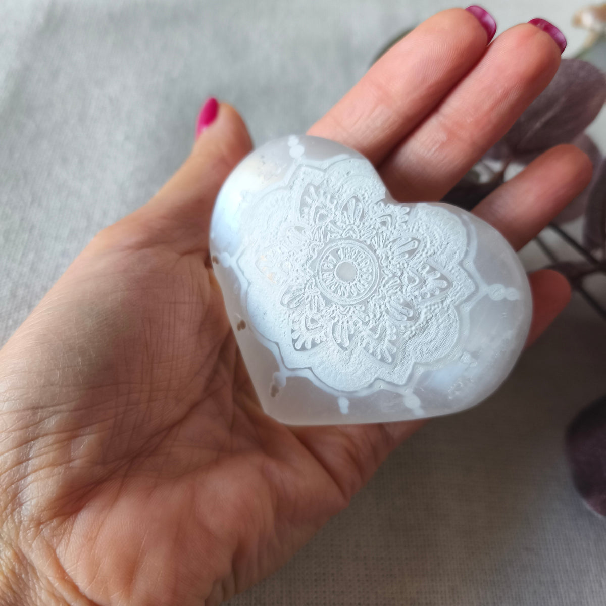 Corazón de Selenita Grabado con Mandala | Limpieza de Energética, Calma y Armonía