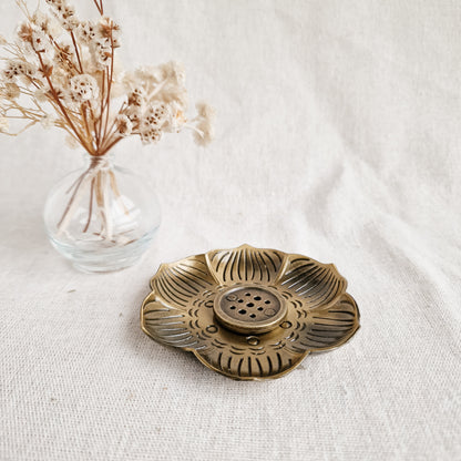 Portainciensos Flor Metal color Bronce