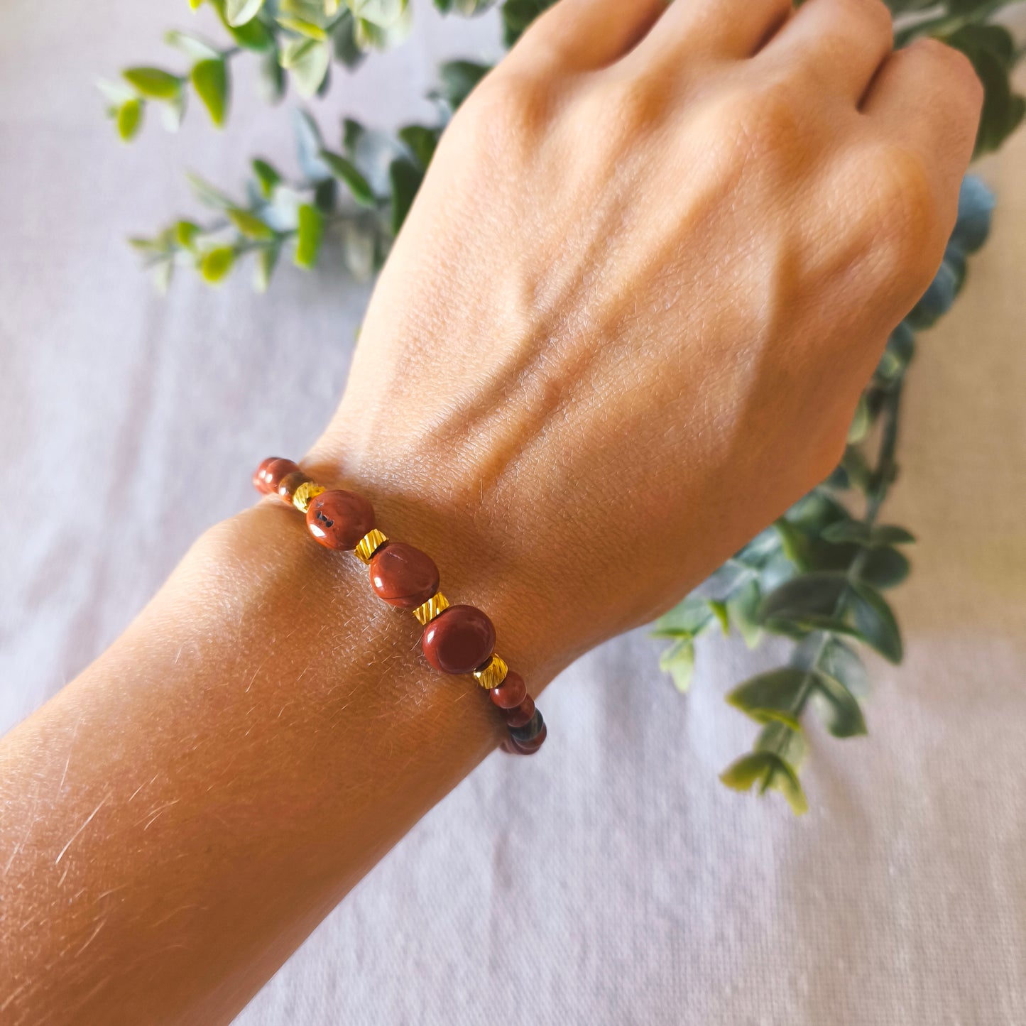 Pulsera de Jaspe Rojo | Vitalidad, Anclaje y Fuerza Física