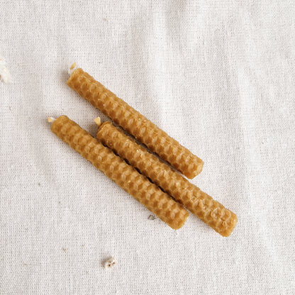 Vela de Panal Artesanal Pequeña 1.5x10cm