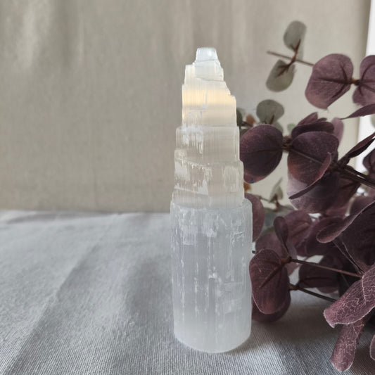 Monolito de Selenita Grande (15 cm) | Limpieza Energética Profunda, Presencia y Recarga