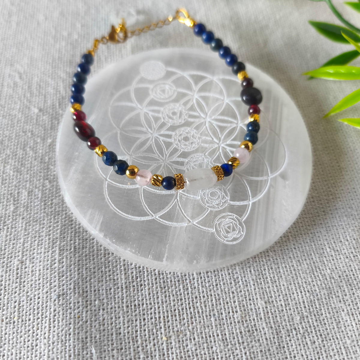 Placa Redonda de Selenita  Grabada Flor de la Vida y 7 Chakras | Limpieza y Equilibrio Energético