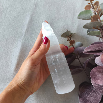 Monolito de Selenita Grande (15 cm) | Limpieza Energética Profunda, Presencia y Recarga