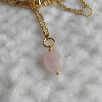 Collar Colgante Cuarzo Rosa Acero Baño de Oro